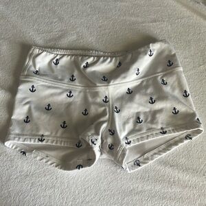 Fleo women’s shorts